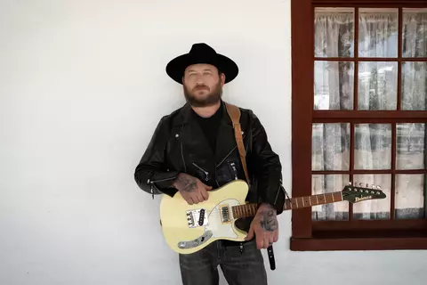 Josh Smith High Res 4